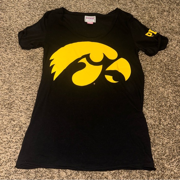 PINK Victoria's Secret Black and Yellow Iowa Hawkeyes Tee - Picture 1 of 5